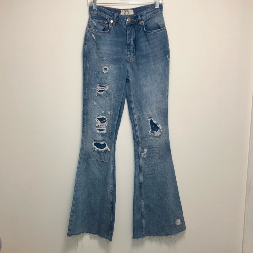 We the Free 25 Flare Leg Distressed High Rise Hippie Boho Jeans